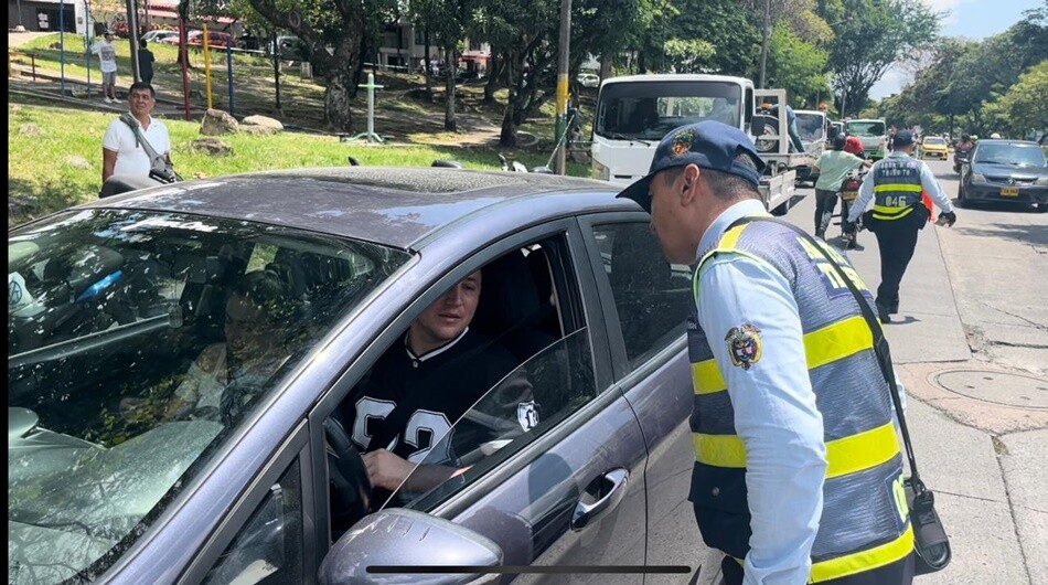 58 conductores fueron sancionados de manera pedagógica por incumplir el nuevo pico y placa.