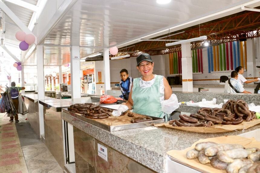 Reabre el ‘Paseo Gastronómico y de Flores’ en la Plaza El Jardín