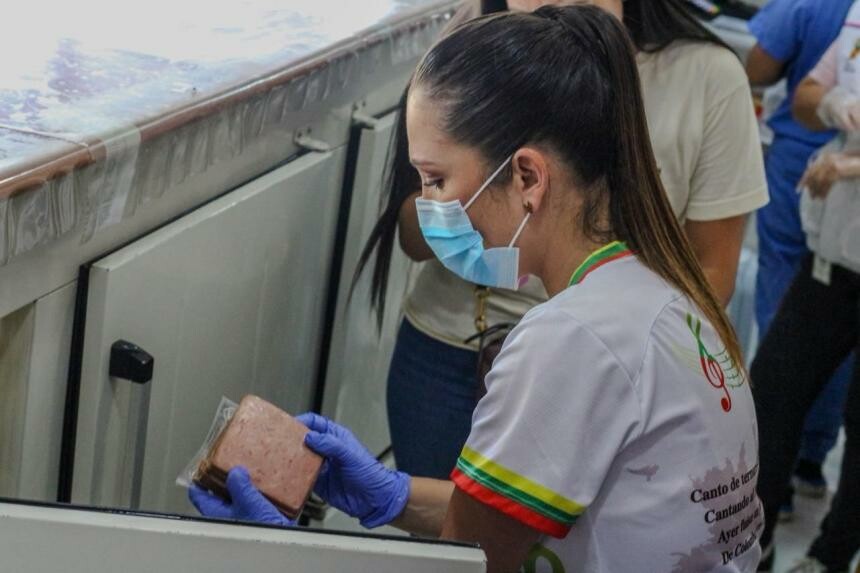 Riesgo por carnes frías mal manipuladas en temporada alta