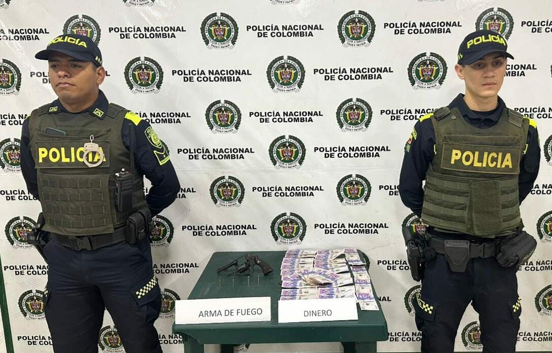 Operativo policial en San Felipe deja como resultado incautación de arma de fuego y millonaria suma de dinero