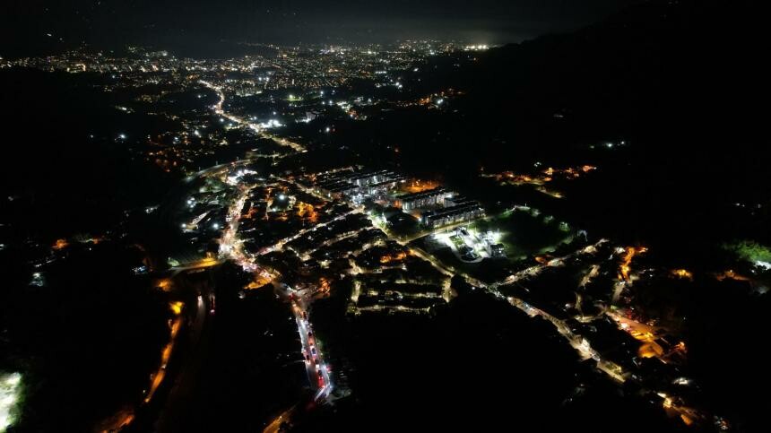 Se evalúa una granja solar para abastecer el alumbrado público