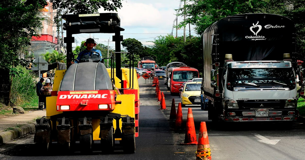 Caos vial por cierre parcial en la avenida Pedro Tafur