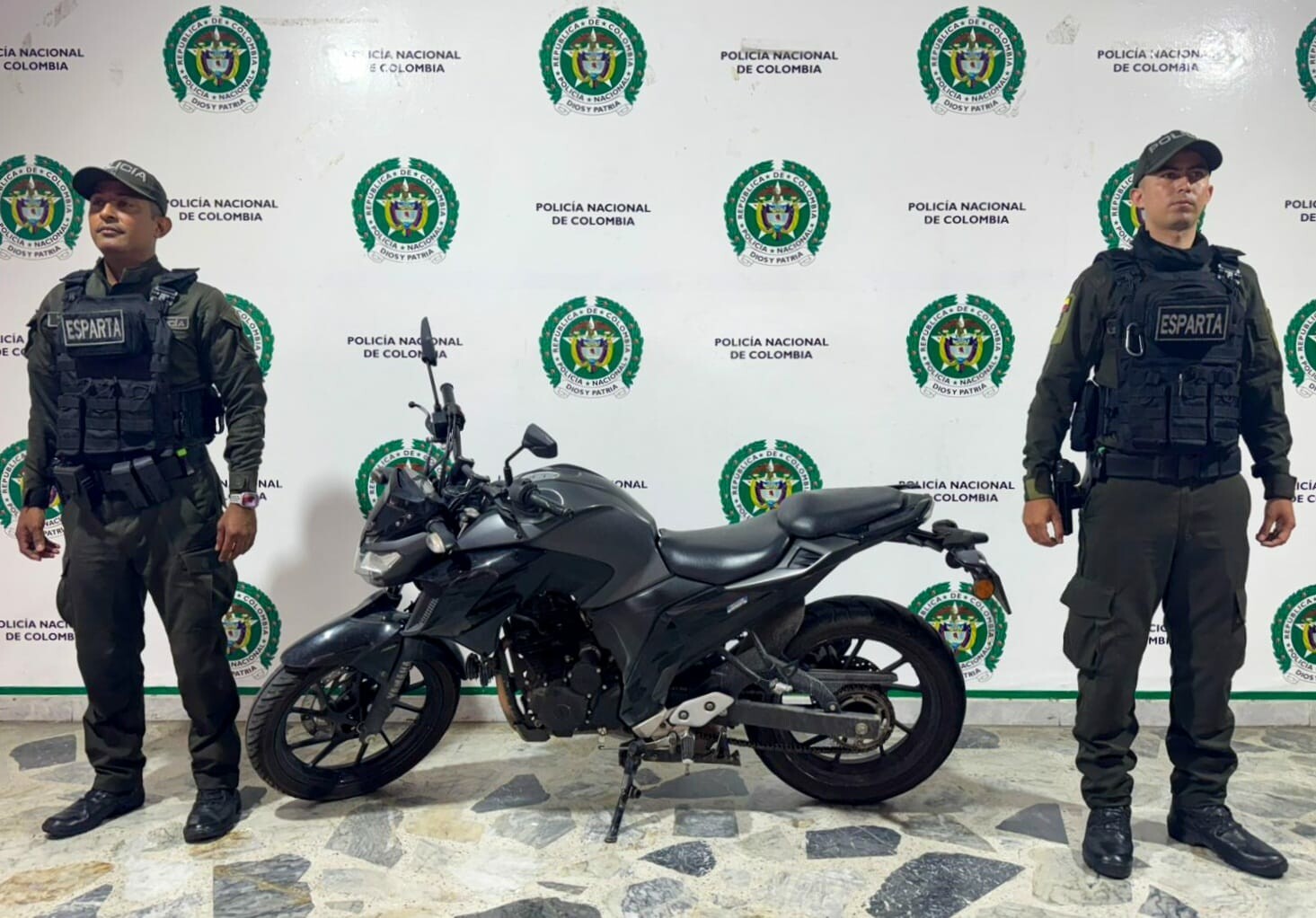 Uniformados detectaron modificaciones en los sistemas de chasis y motor del vehículo en el barrio San Sebastián